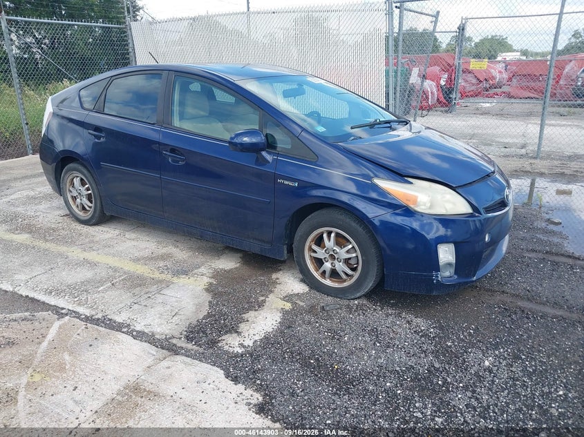 Photo of the 2010 TOYOTA PRIUS III