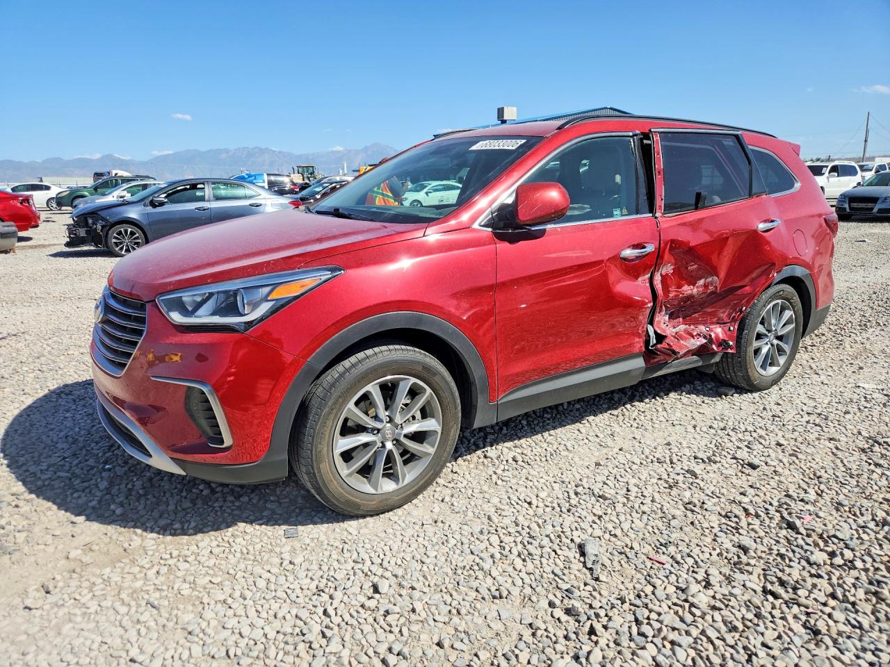 Photo of the 2017 HYUNDAI SANTA FE SE