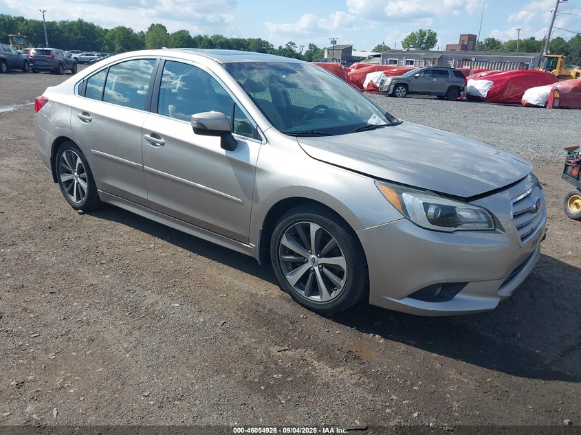 Photo of the 2016 SUBARU LEGACY 3.6R LIMITED