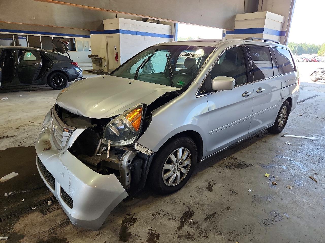 Photo of the 2010 HONDA ODYSSEY EXL