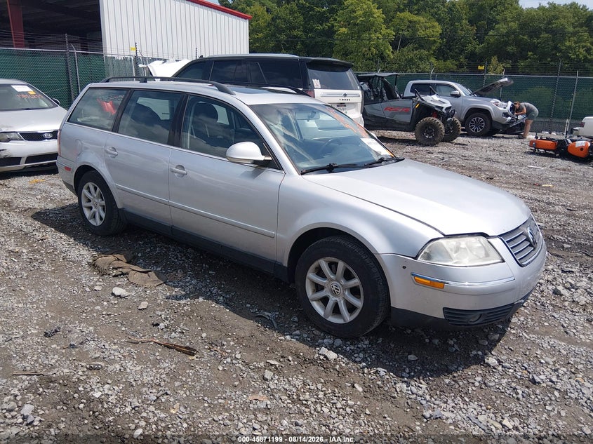 Photo of the 2004 VOLKSWAGEN PASSAT GLS