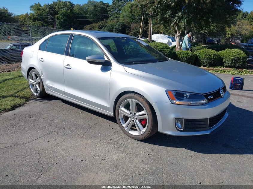 Photo of the 2015 VOLKSWAGEN JETTA 2.0T GLI SE