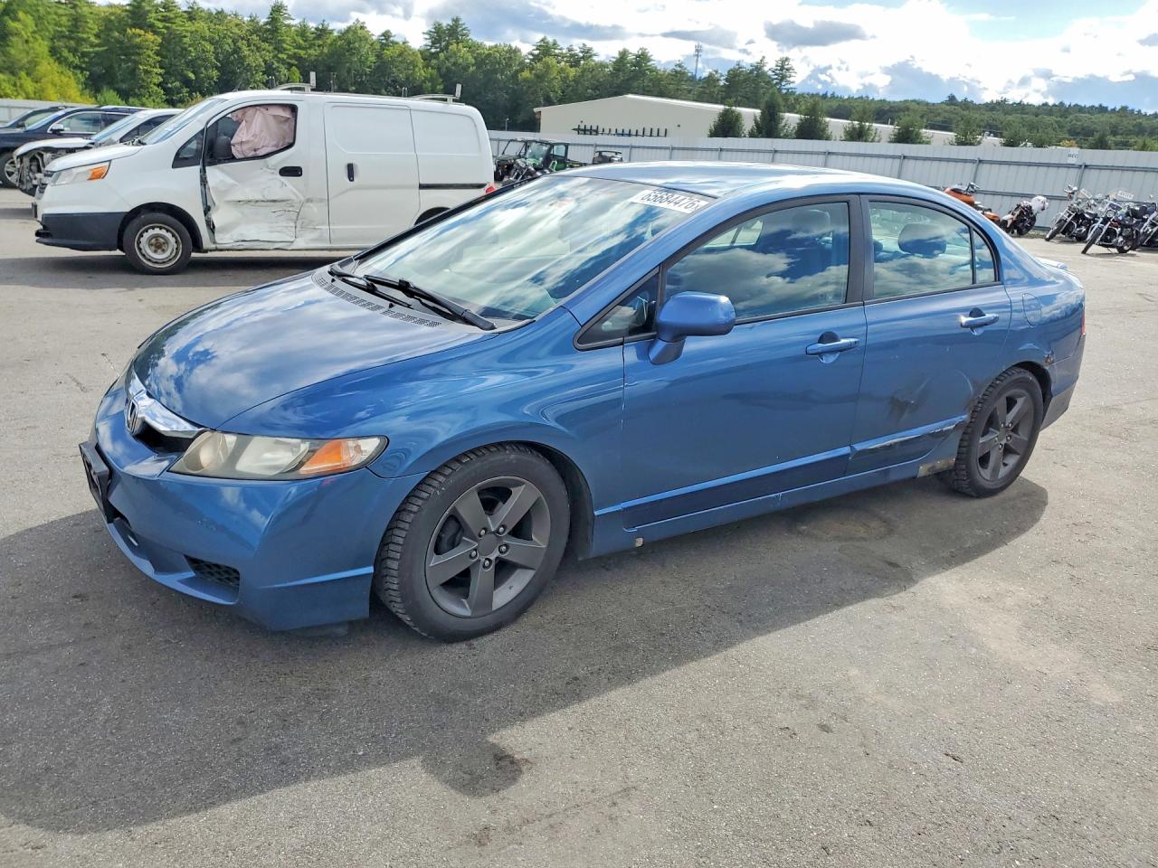Photo of the 2009 HONDA CIVIC LX-S