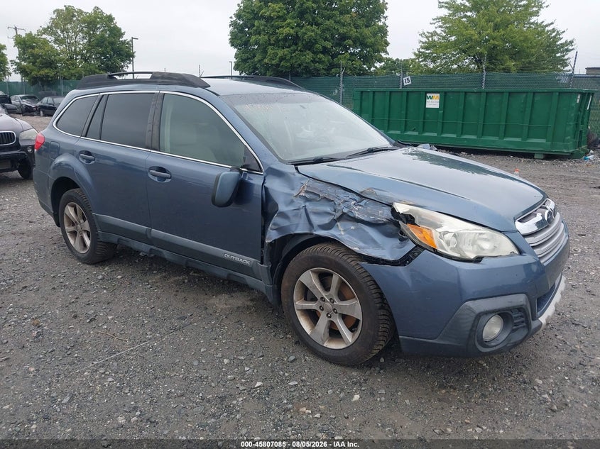 Photo of the 2013 SUBARU OUTBACK 3.6R LIMITED