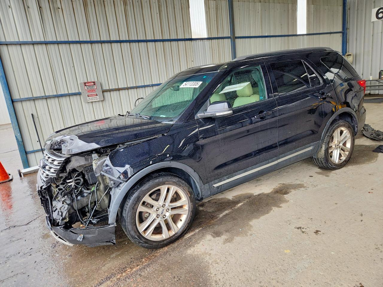 Photo of the 2017 FORD EXPLORER XLT