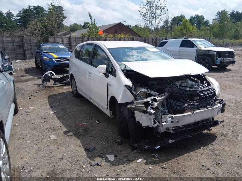 Photo of the 2015 TOYOTA PRIUS V THREE