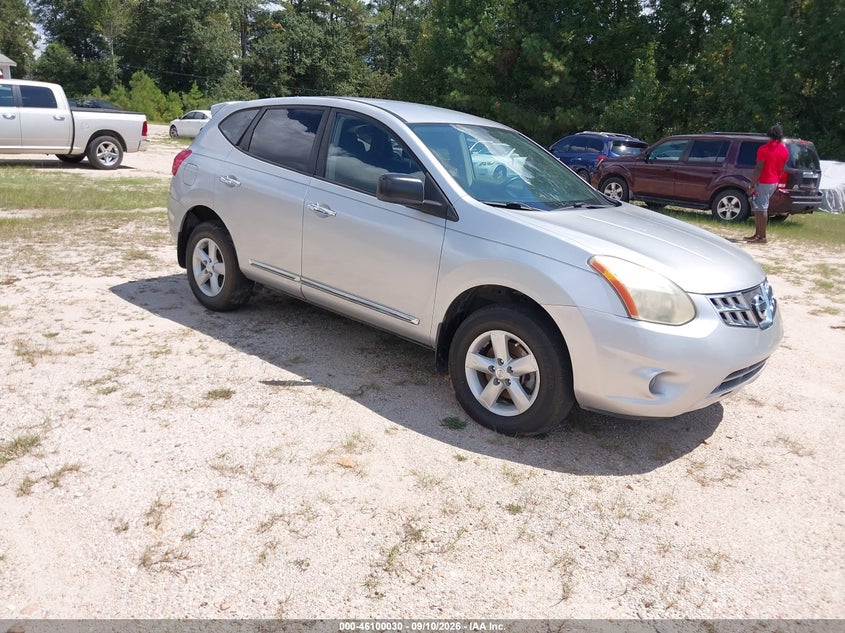 Photo of the 2012 NISSAN ROGUE S